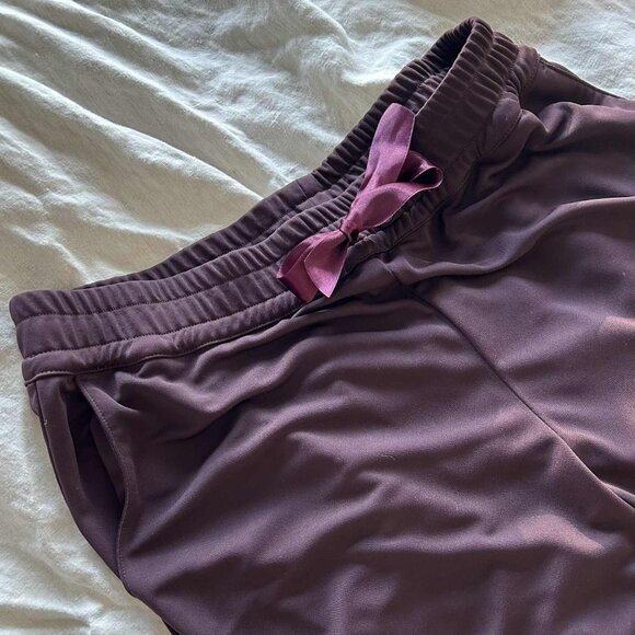 Diana Gallesi Aubergine Satin-Finish Tapered Jogger Pants with Ribbon Tie – US 8 - Picture 3 of 7
